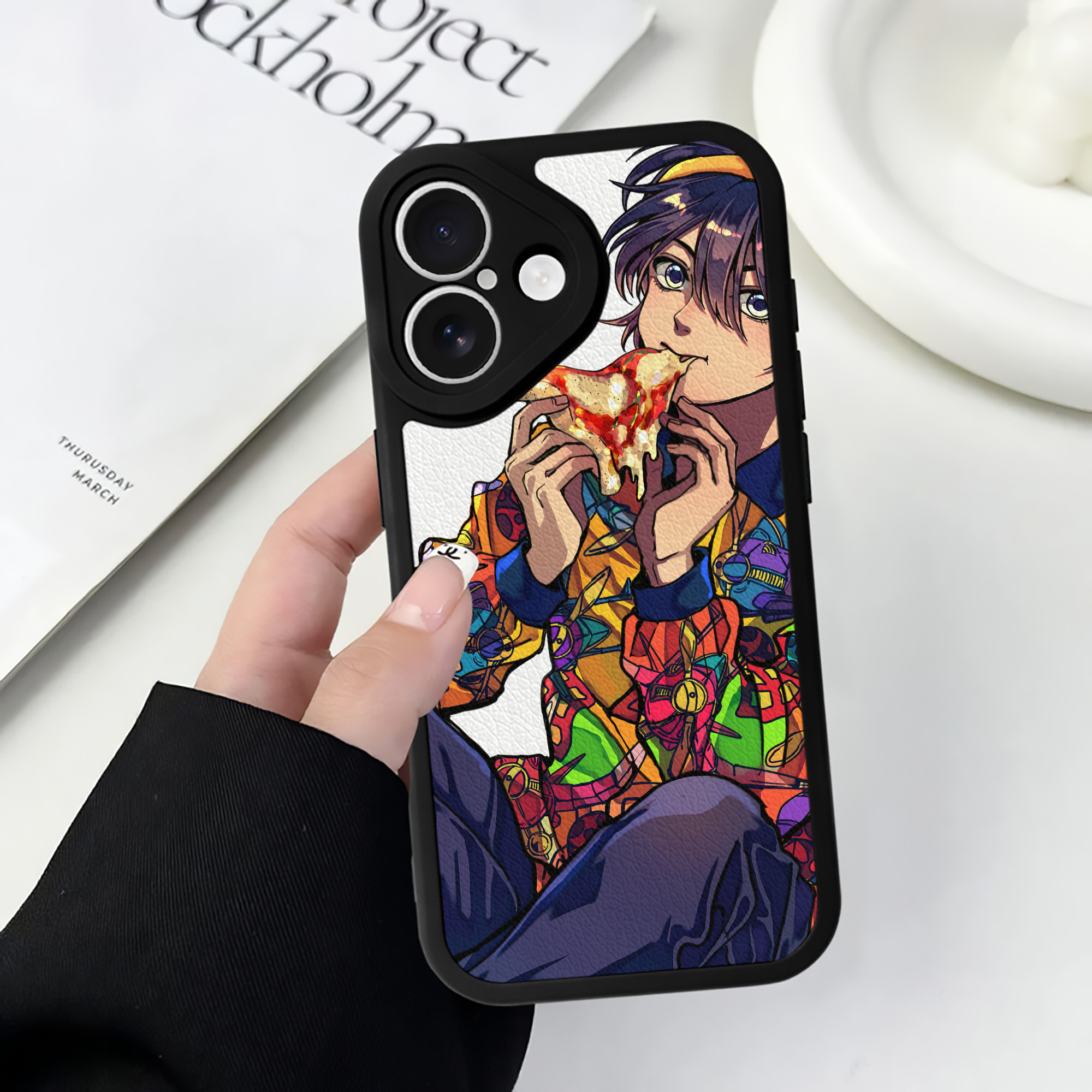 （画像用） ジョジョの奇妙な冒険 JoJo's Bizarre Adventure 【iPhone 16シリーズ対応】シリコンスマホケース（レザー調） 材質：シリコン